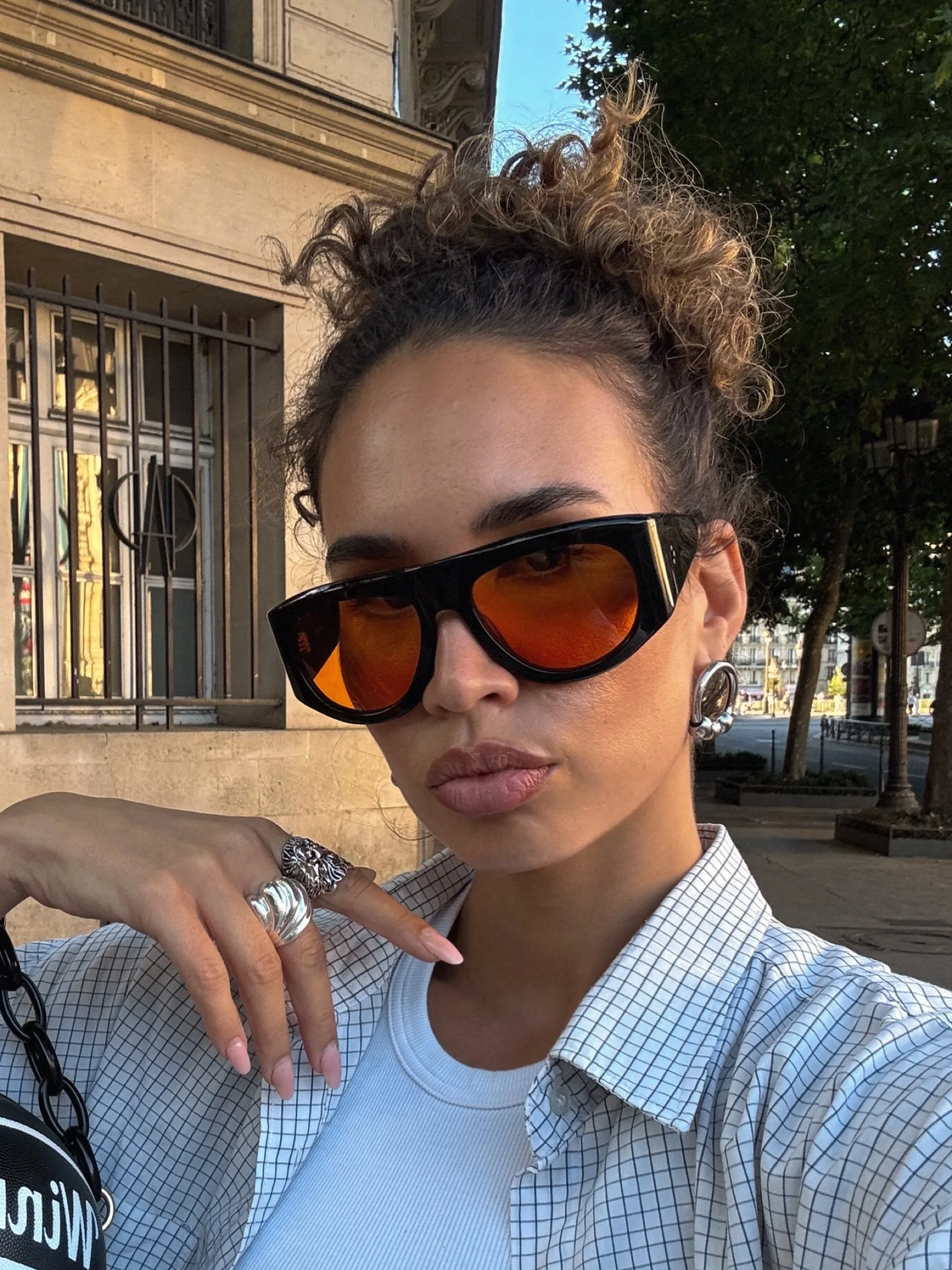 Monica Noir et Orange - Solaire - Image 4